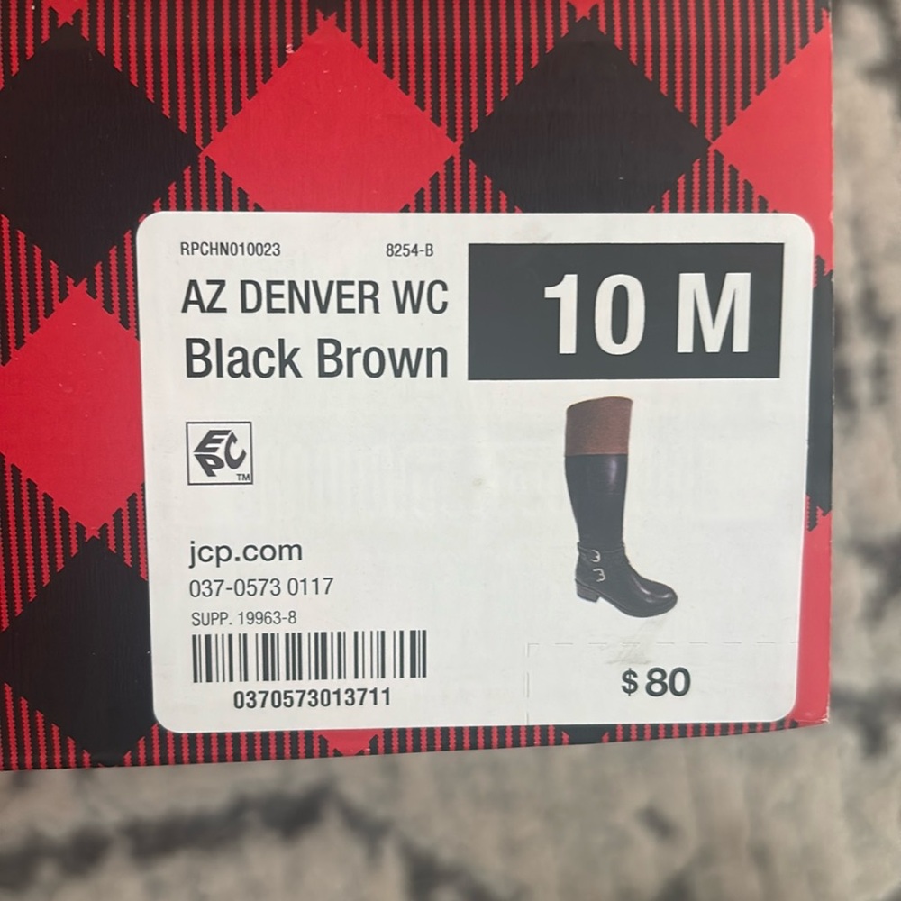 New never worn with tags. Wide calf Arizona boots. Black and brown knee boots.